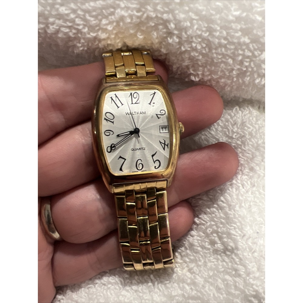 Waltham XAX 337 gold Toned Wrist Watch Working‎